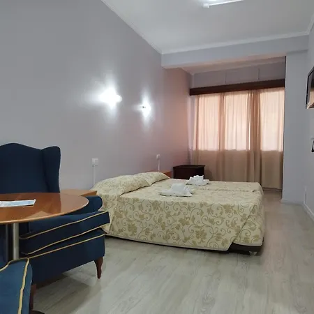 Apart-hotel Ii *